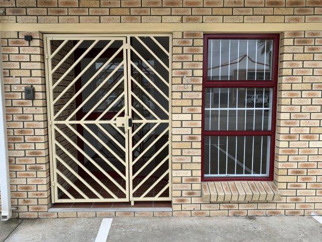 To Let commercial Property for Rent in Montague Gardens Western Cape